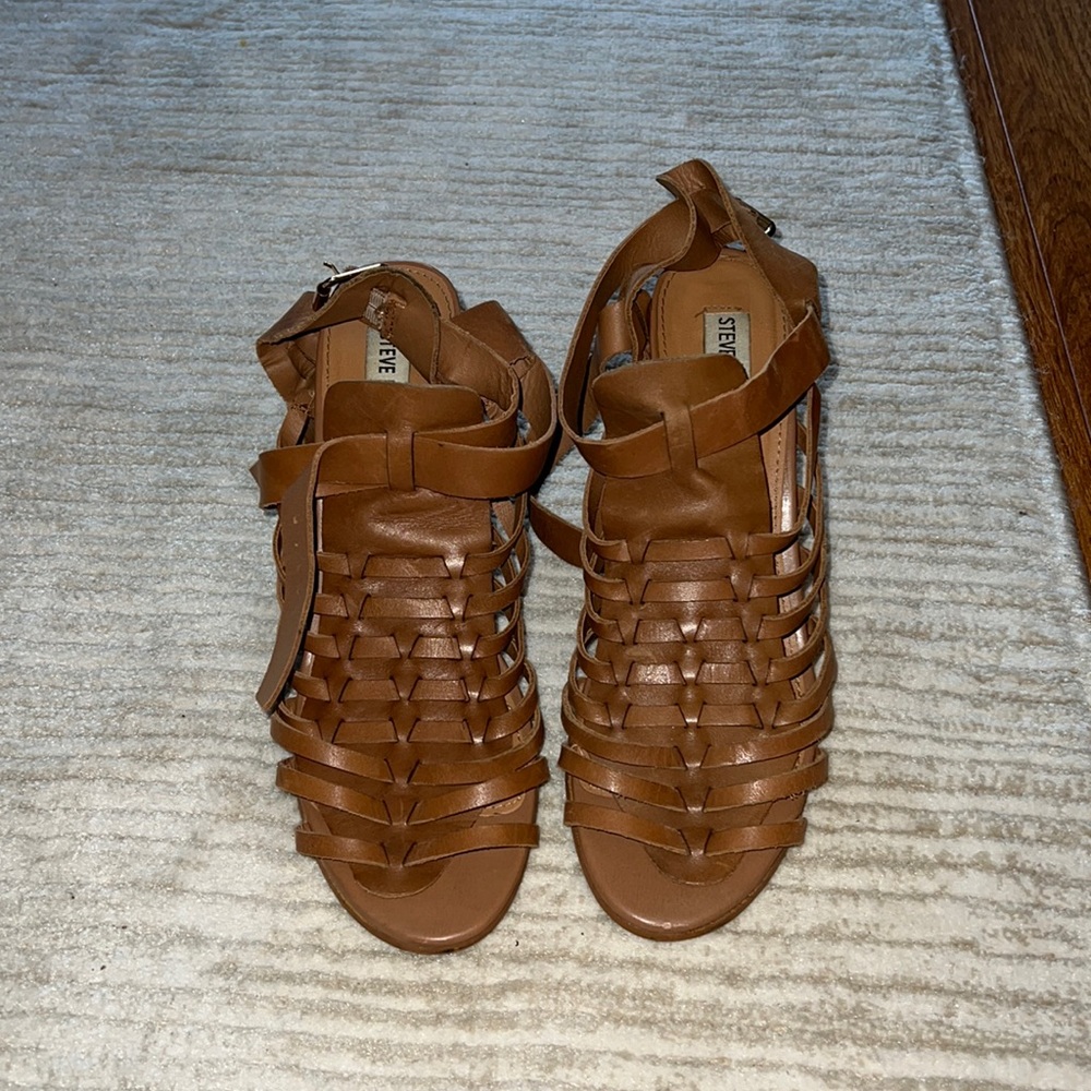 Steve Madden sandal